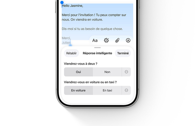 Un iPhone affiche des options de Réponse intelligente dans l’app Mail.