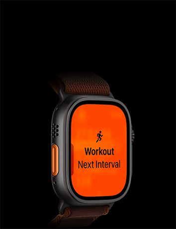 Apple Watch Ultra 4, κάσα από τιτάνιο, μαύρο χρώμα, προπόνηση Τρεξίματος, επόμενο διάστημα, αριστερή εξωτερική πλαϊνή όψη, πορτοκαλί κουμπί Ενέργειας, λουράκι Alpine Loop