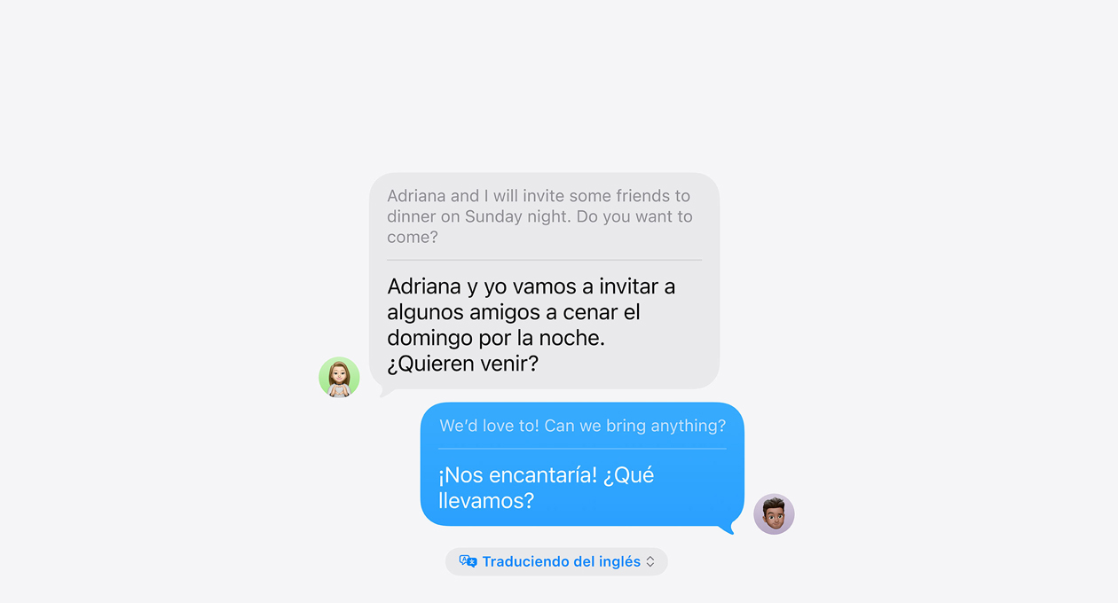Traducción en Vivo en Mensajes, con el mensaje “Adriana y yo vamos invitaremos a algunos amigos a cenar el domingo por la noche. ¿Quieren venir?” traducido automáticamente del inglés.