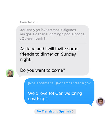 Traducción en Vivo en Mensajes, con el mensaje “Adriana y yo invitaremos a algunos amigos a cenar el domingo por la noche. ¿Quieren venir?, traducido automáticamente al español